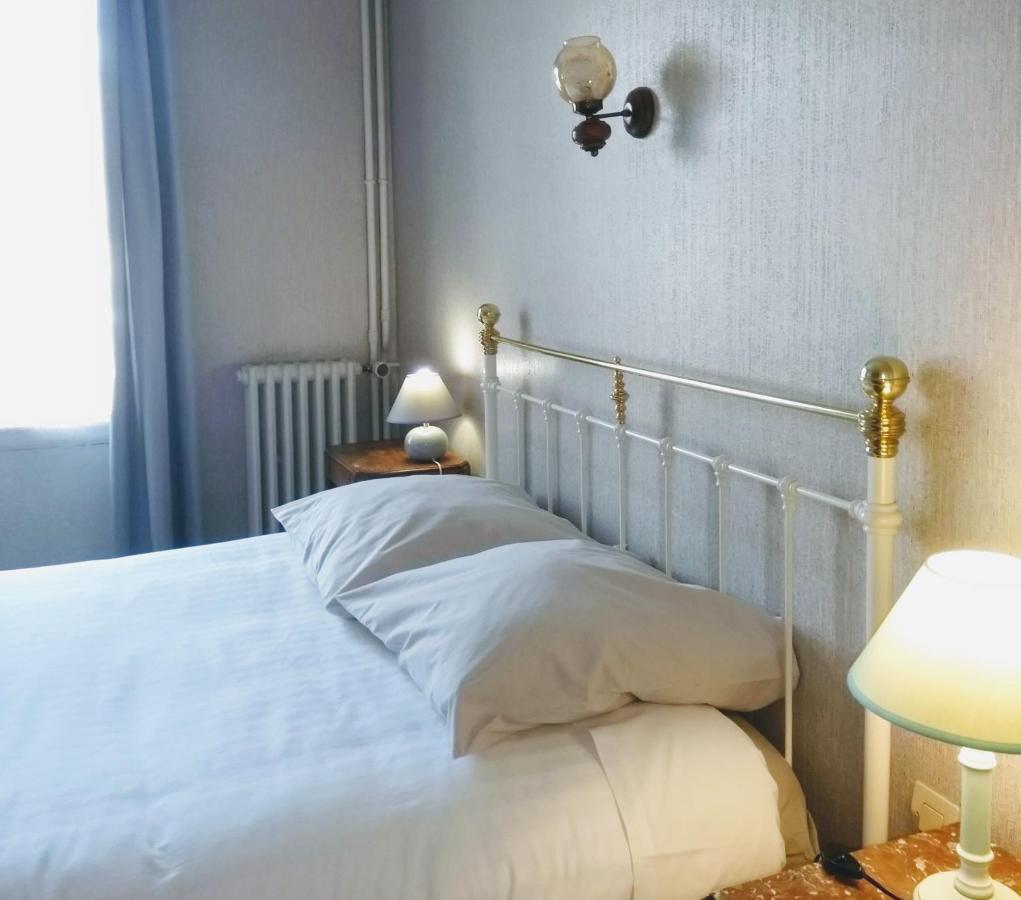 ホテル Le Soleil D'Or Vimoutiers エクステリア 写真